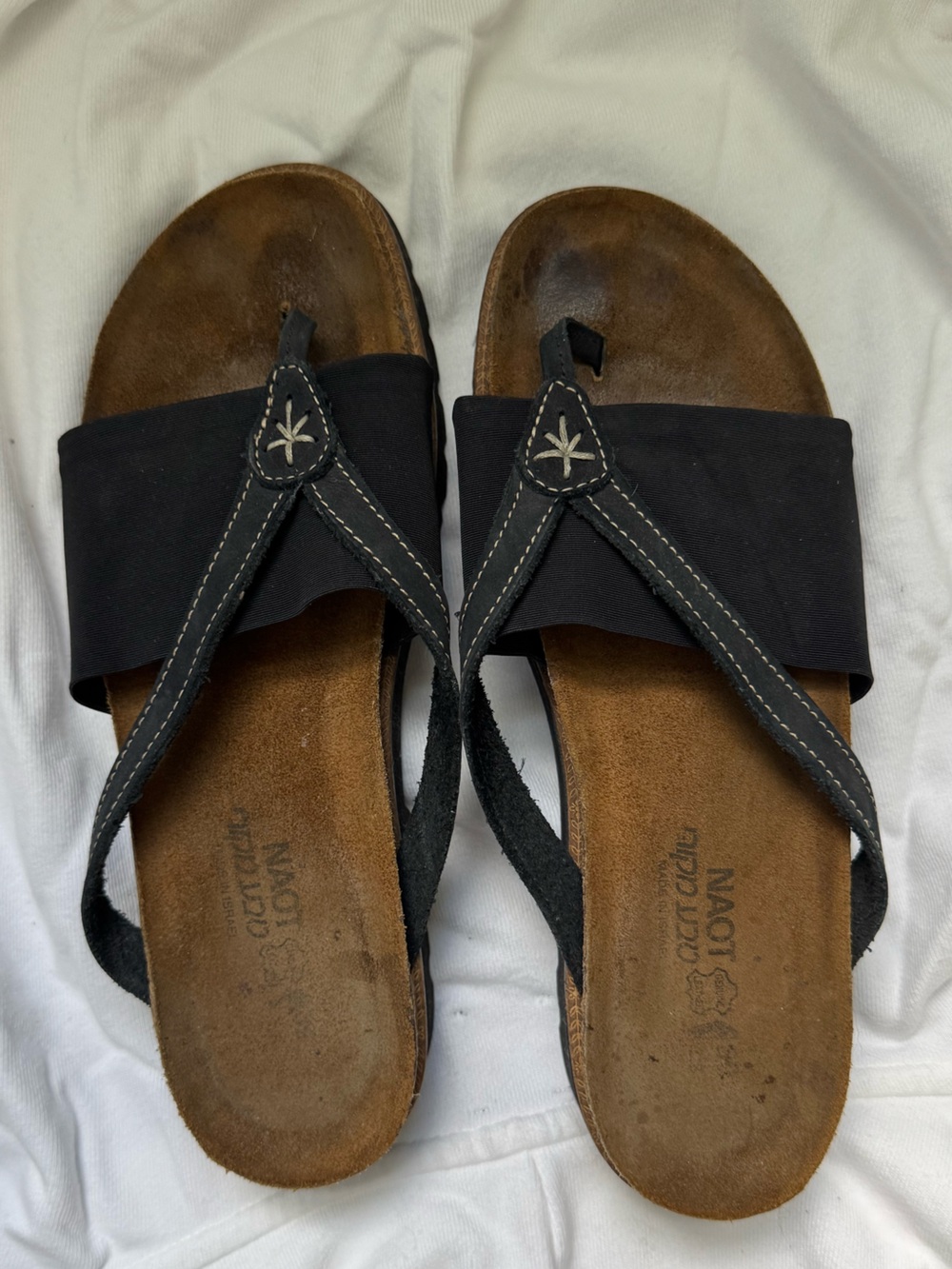 Naot Black Leather Slide-Thong Sandals